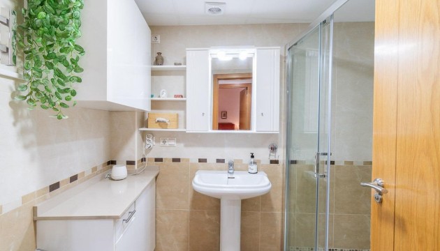 Sale - Apartment - Torrevieja - Centro