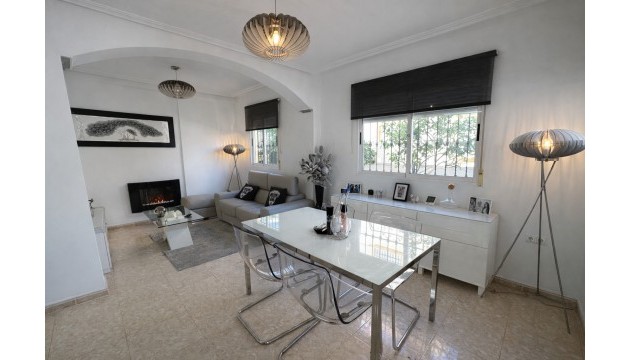 Revente - Maison de ville - La Zenia