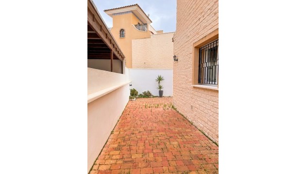 Resale - Villen
 - Pilar de la Horadada