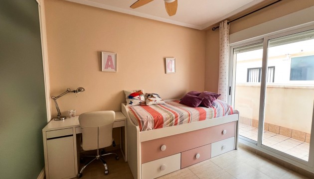 Resale - Villen
 - Pilar de la Horadada