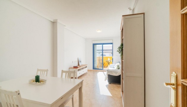 Sale - Apartment - Torrevieja - Centro