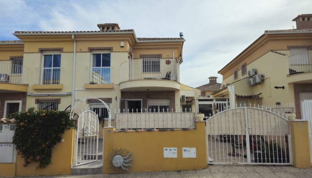 Resale - Villen
 - Villamartin