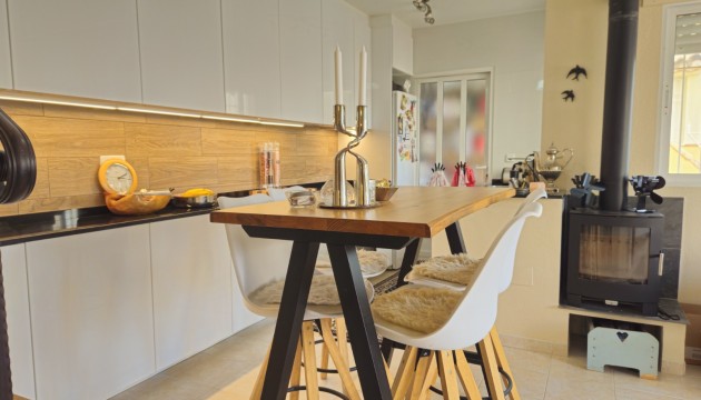 Resale - Villen
 - Villamartin