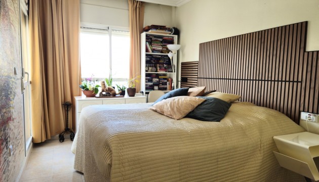 Resale - Villen
 - Villamartin