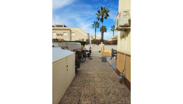 Resale - Villen
 - Villamartin