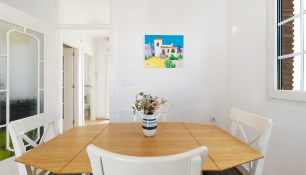 Resale - Villen
 - Villamartin - Villamartín