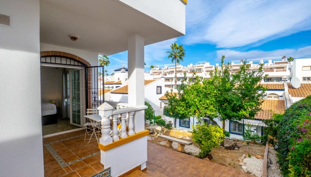 Resale - Villen
 - Villamartin - Villamartín