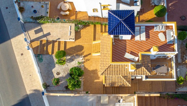 Resale - Villen
 - Villamartin - Villamartín