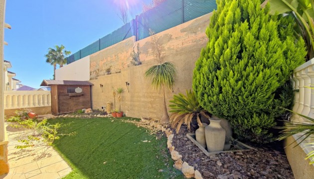 Resale - Villen
 - Las Filipinas