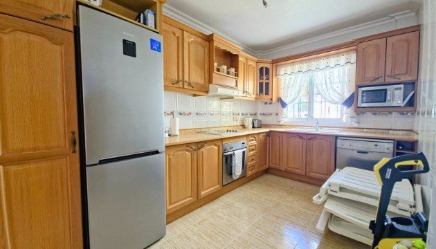 Resale - Villen
 - Las Filipinas