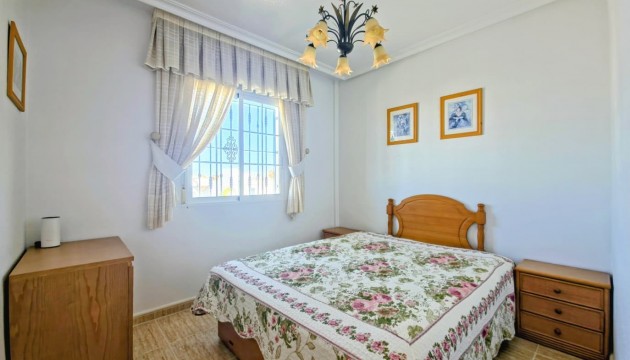 Resale - Villen
 - Las Filipinas