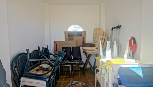 Resale - Villen
 - Las Filipinas