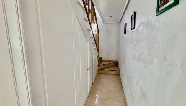 Resale - Villen
 - Benferri