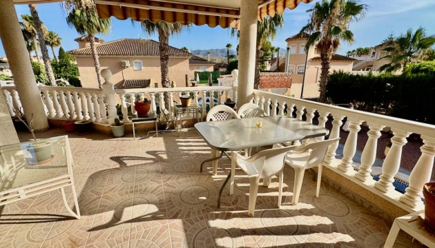 Resale - Villen
 - Benferri