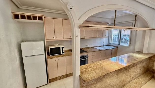 Resale - Villen
 - Benferri