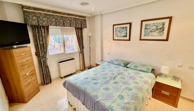 Resale - Villen
 - Benferri