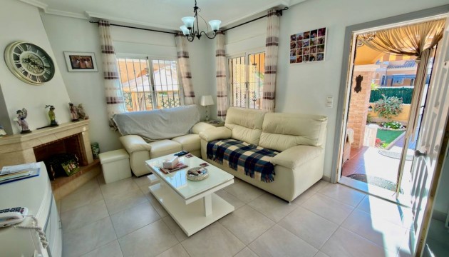 Revente - Villa's
 - Lo Crispin