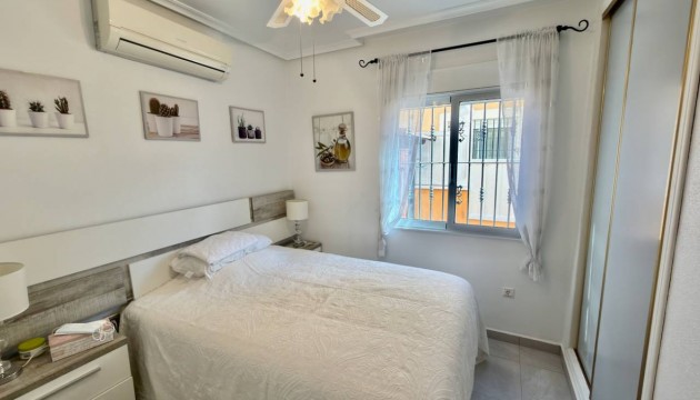 Revente - Villa's
 - Lo Crispin