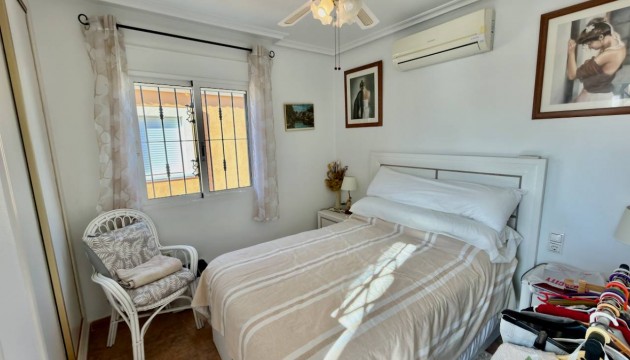 Revente - Villa's
 - Lo Crispin