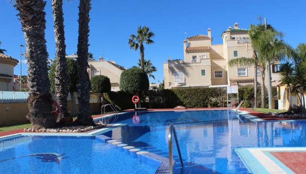 Resale - Townhouse - Villamartin - PAU 8