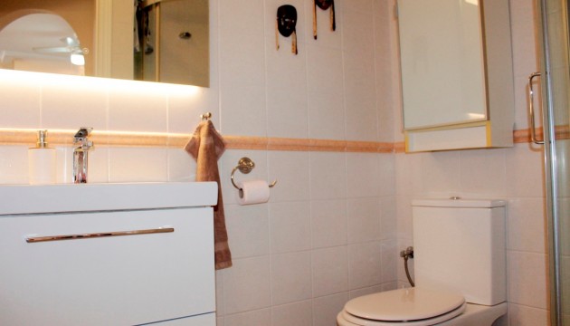 Resale - Townhouse - Villamartin - PAU 8