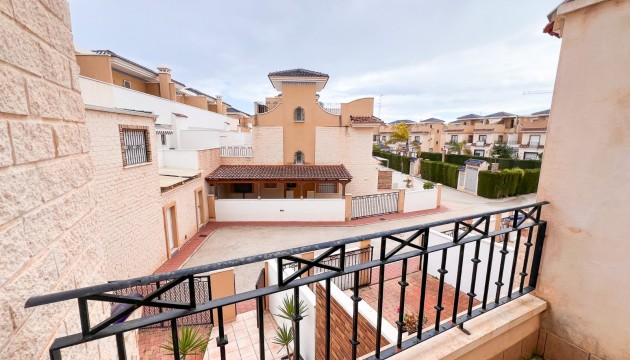 Sale - Townhouse - Pilar de la Horadada