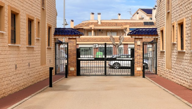 Sale - Townhouse - Pilar de la Horadada