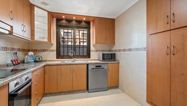 Resale - Townhouse - San Miguel de Salinas