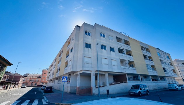 Sale - Apartment - Almoradi