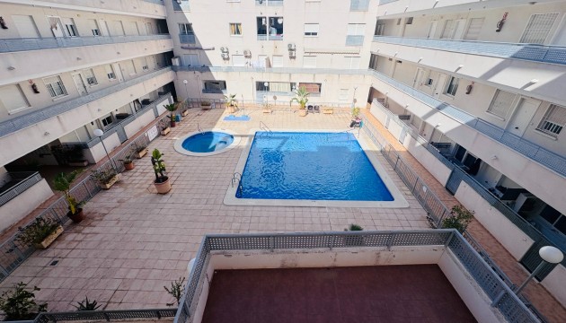 Sale - Apartment - Almoradi