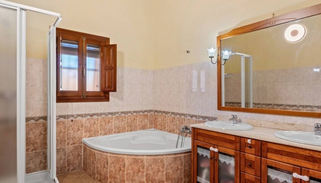 Revente - Villas
 - Rafal