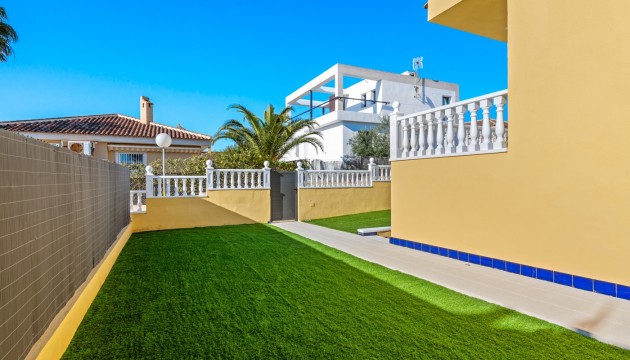 Venta - Villas
 - Benimar