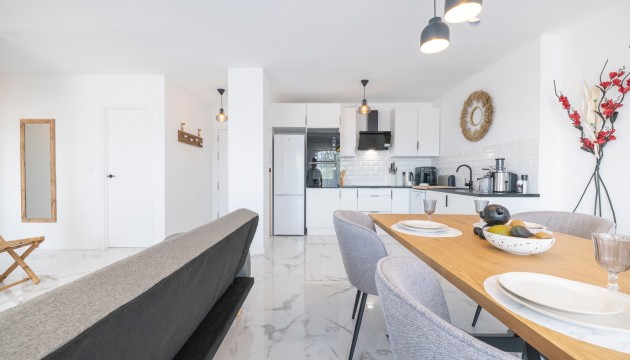 Revente - Appartement - Punta Prima - Punta prima