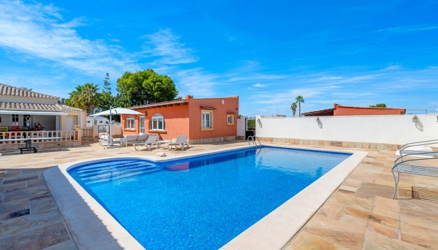 Sale - Villas - Almoradi - Las Heredades