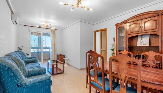 Venta - Apartamento - Torrevieja