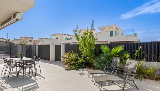 Sale - Semi detached villa - San Fulgencio - La Marina