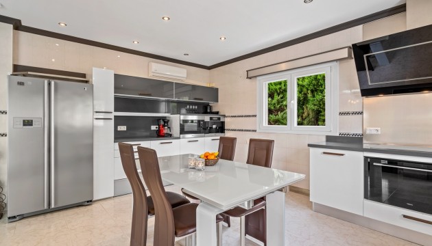 Resale - Villen
 - Ciudad Quesada - Rojales