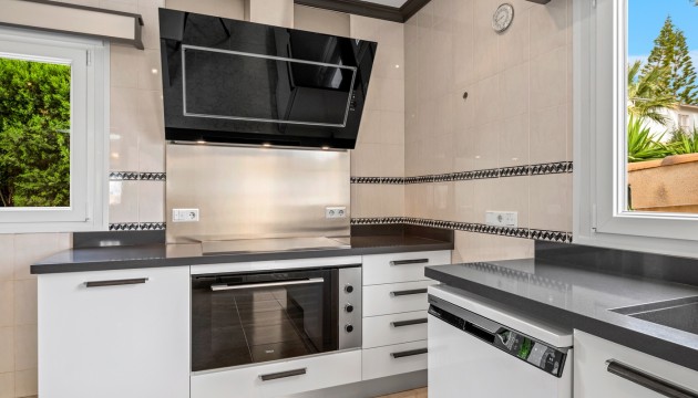 Resale - Villen
 - Ciudad Quesada - Rojales