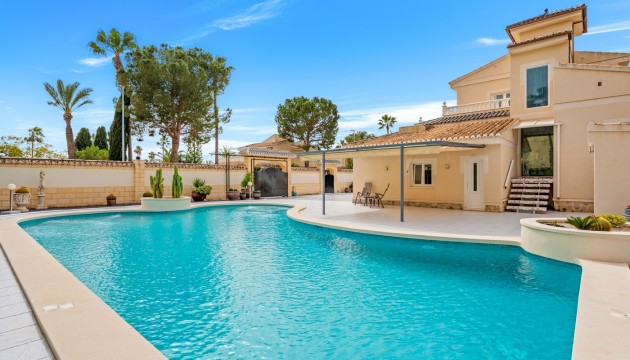 Resale - Villen
 - Ciudad Quesada - Rojales