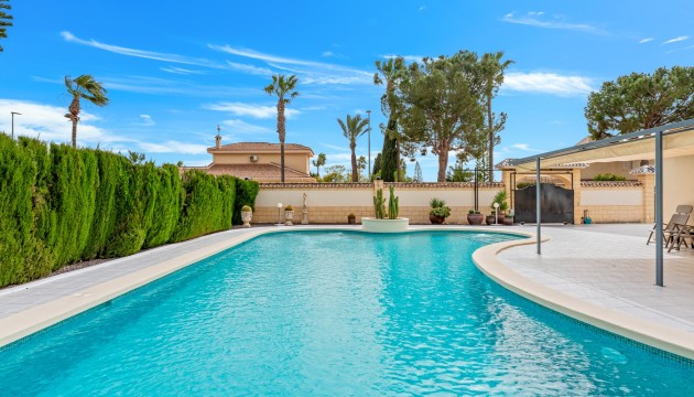 Resale - Villen
 - Ciudad Quesada - Rojales