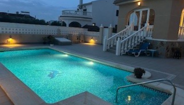 Venta - Villas
 - Benijofar - Benijófar