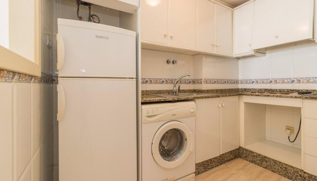 Sale - Apartment - Torrevieja - Centro