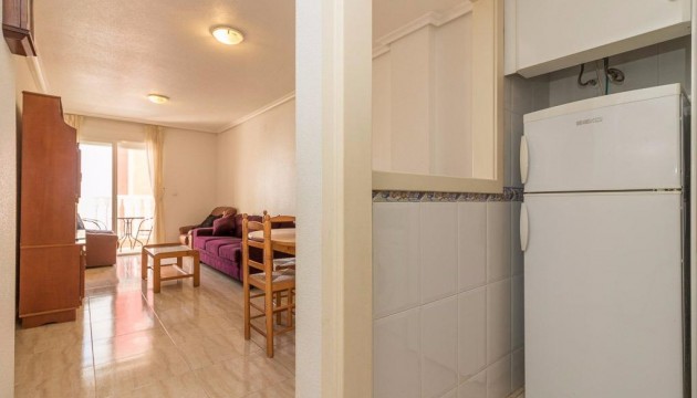 Sale - Apartment - Torrevieja - Centro