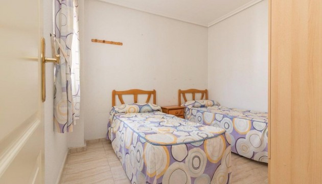 Sale - Apartment - Torrevieja - Centro