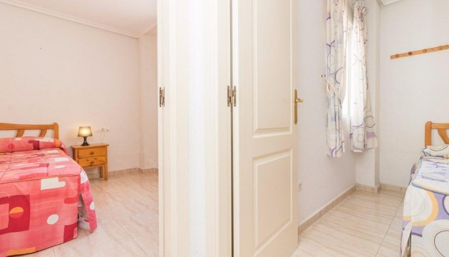 Sale - Apartment - Torrevieja - Centro