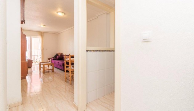 Sale - Apartment - Torrevieja - Centro