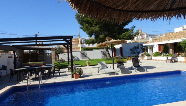 Revente - Villa's
 - Cabo Roig