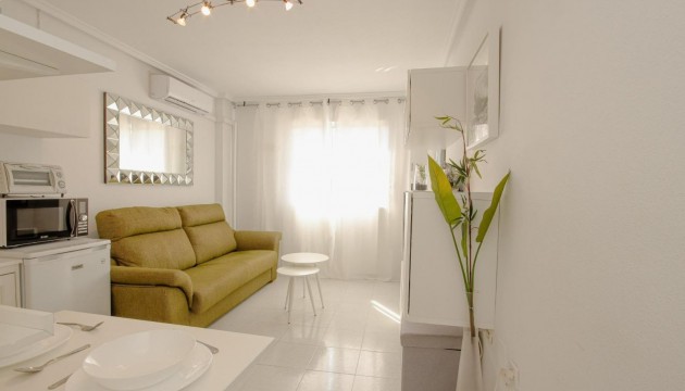 Sale - Apartment - Torrevieja - Nueva Torrevieja