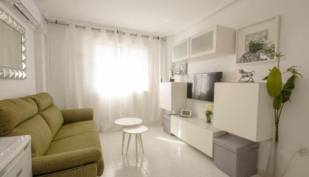 Sale - Apartment - Torrevieja - Nueva Torrevieja