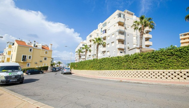 Sale - Apartment - Torrevieja - Nueva Torrevieja